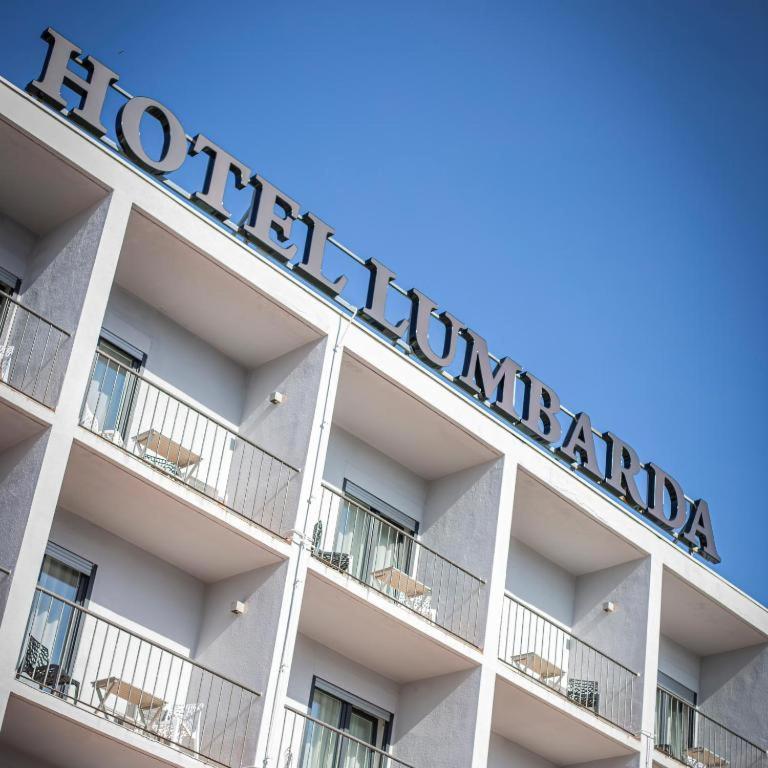 Hotel Lumbarda Extérieur photo